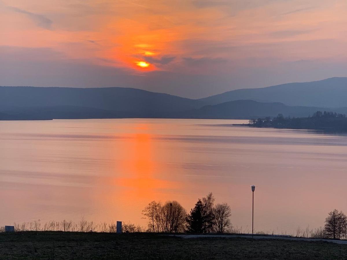 Apartman Monny Frymburk nad Vltavou Exterior foto